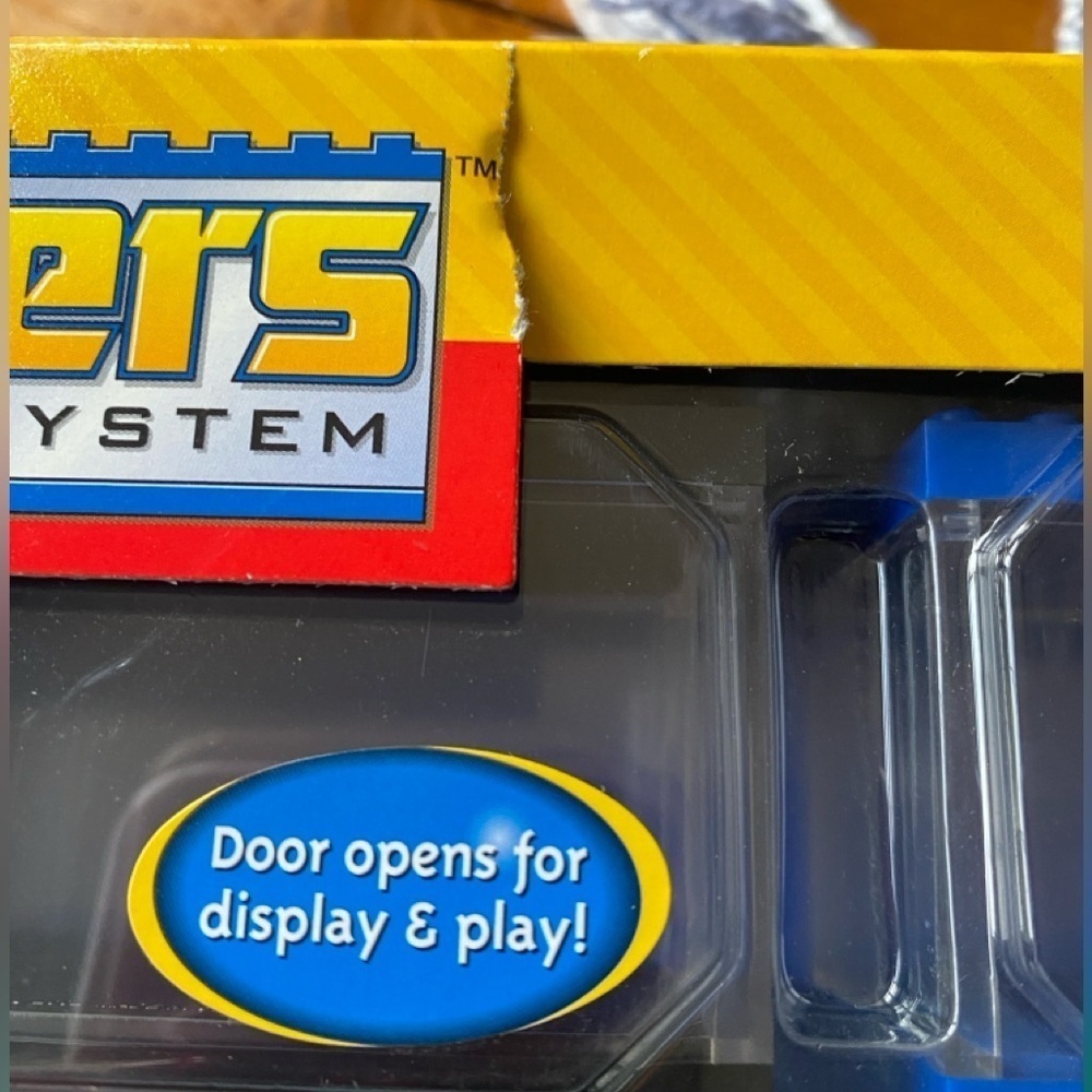Racing Champions Stackers Building Track System, Plus Car & Display Cases. NEW - Picture 12 of 14